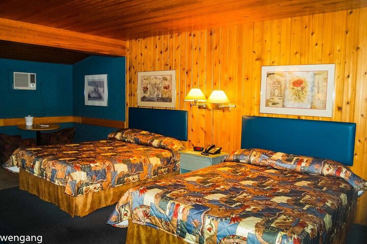 Room 25 of 51