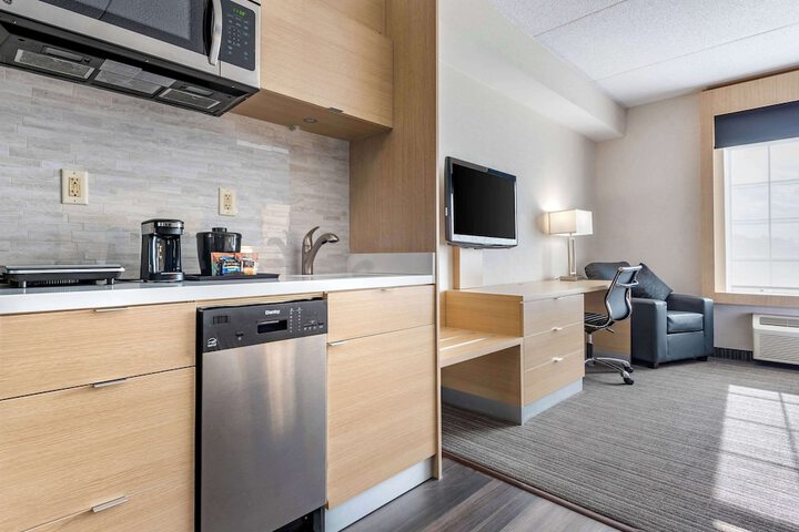 Room 12 of 30