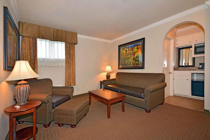 Baymont by Wyndham McAlester Hwy 69