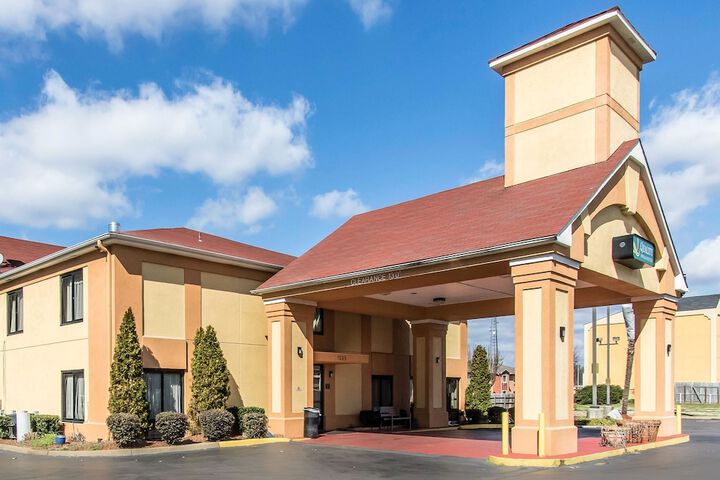 Hotel 2 of 29
