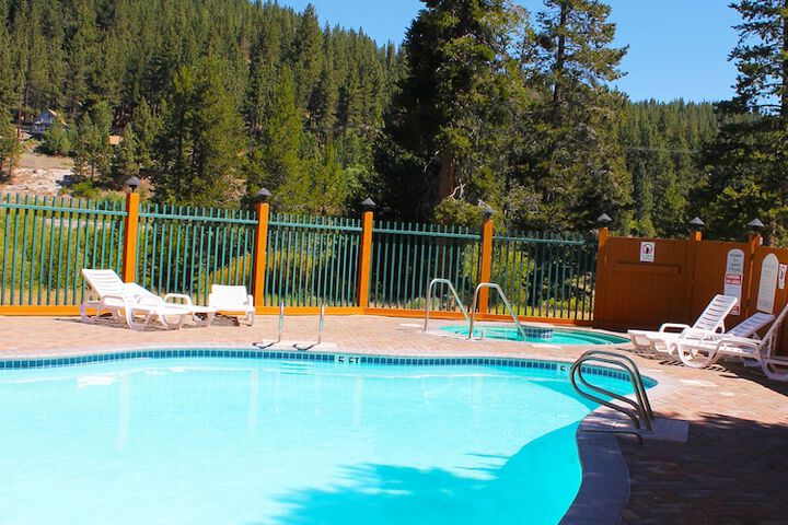 Truckee Donner Lodge