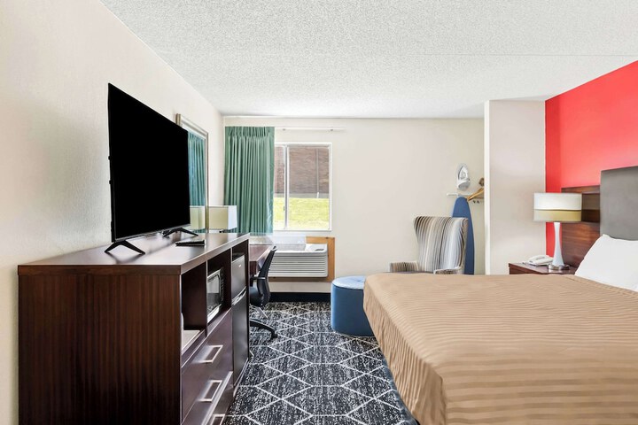 Room 22 of 30