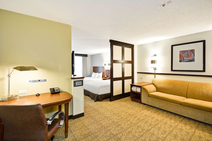 Hyatt Place Chicago / Naperville/Warrenville