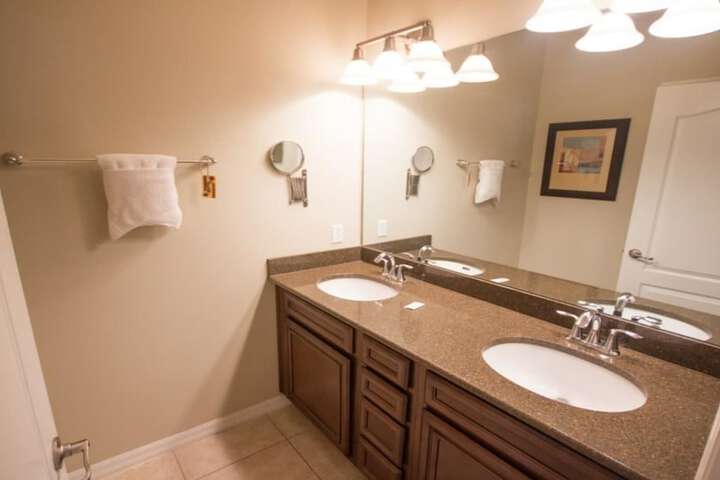 Room 5 of 23