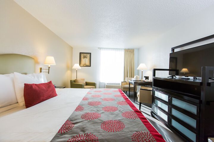 Room 40 of 64