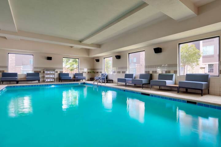 Pool 4 of 37