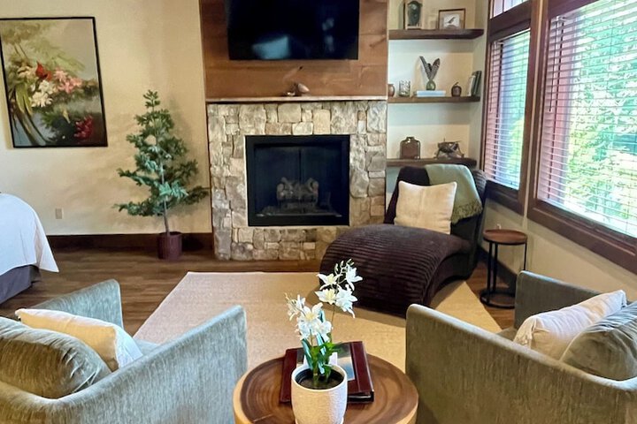 The Dogwood Inn