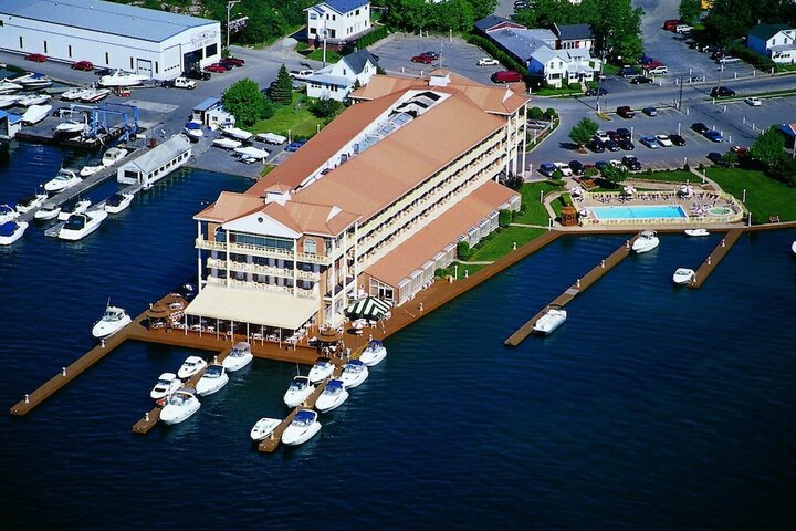 Hotel 2 of 65