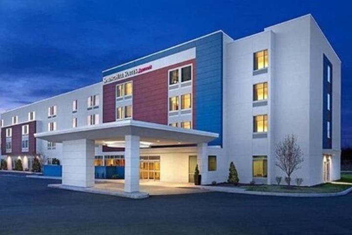 Hotel 3 of 24