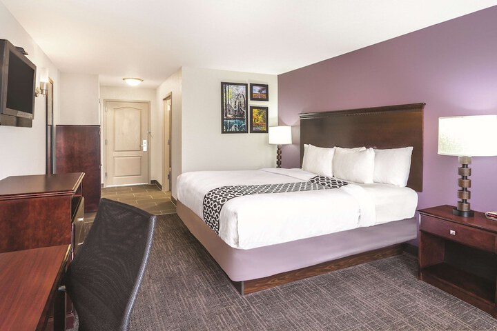 La Quinta Inn & Suites by Wyndham Rome
