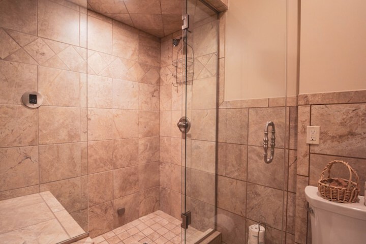 Room 19 of 25