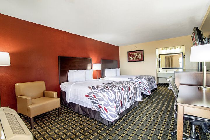Red Roof Inn & Suites Greenwood SC