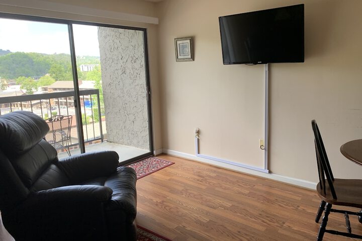 Room 54 of 214