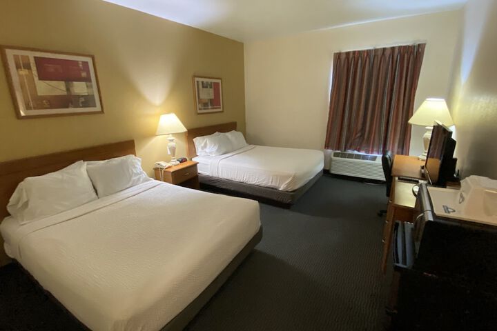 Room 11 of 17
