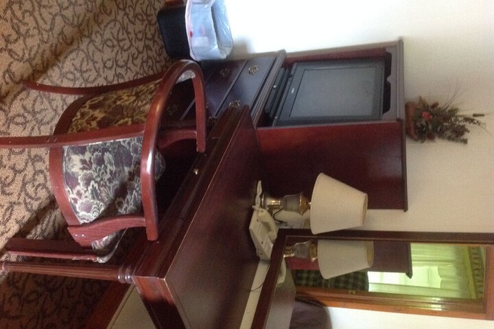 Room 14 of 24
