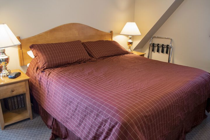 Crandell Mountain Lodge