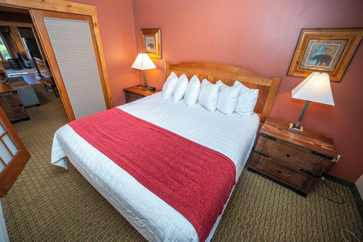 Silver Moon Inn