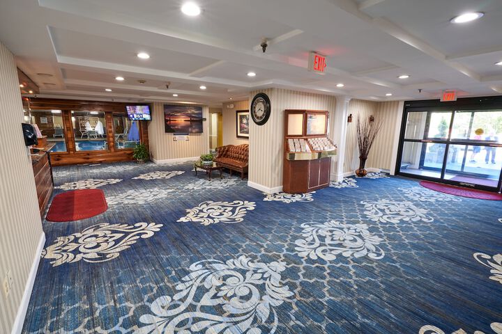 Ambassador Inn & Suites