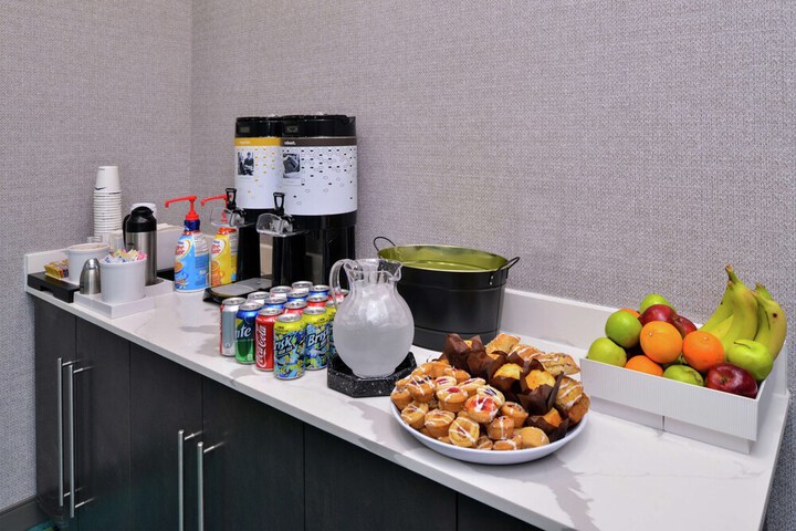 Hampton Inn & Suites Atlanta / Marietta