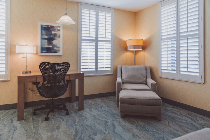 Room 12 of 34