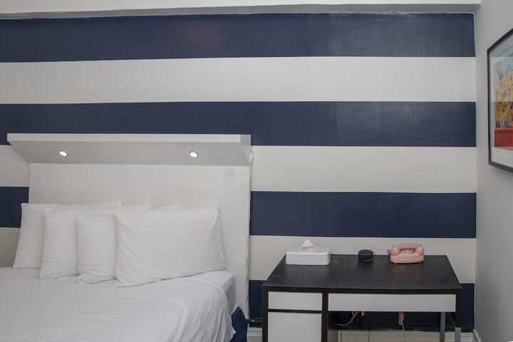 Room 44 of 120
