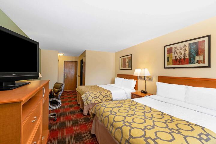 Room 14 of 25