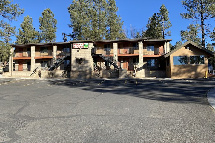 Motel in The Pines