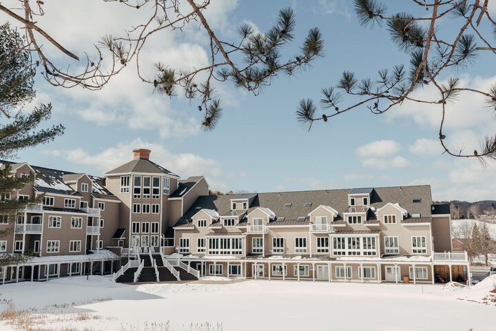 Hotel 7 of 62