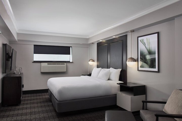 Hotel Duval Autograph Collection
