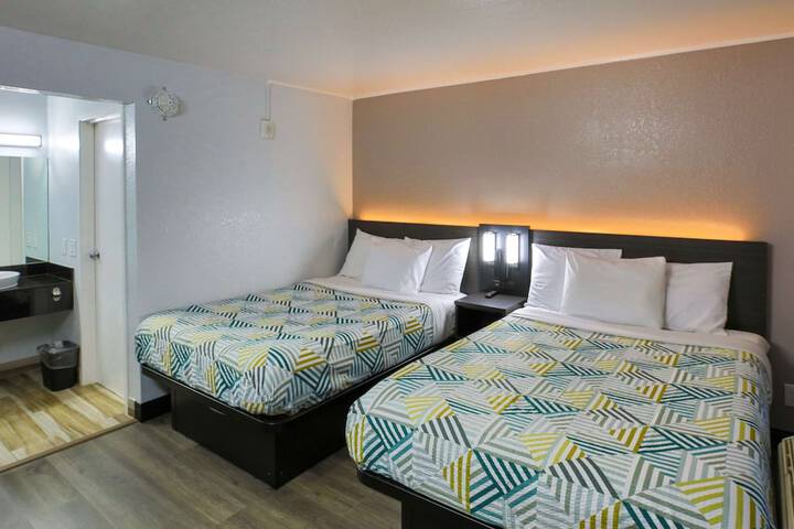 Room 15 of 35