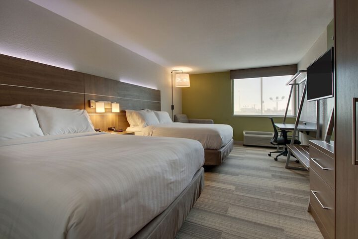 Room 26 of 84