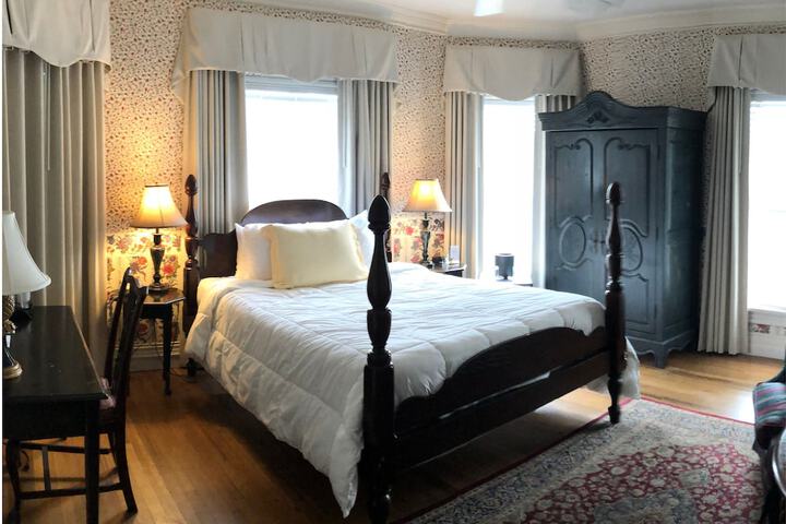 Beaufort Inn