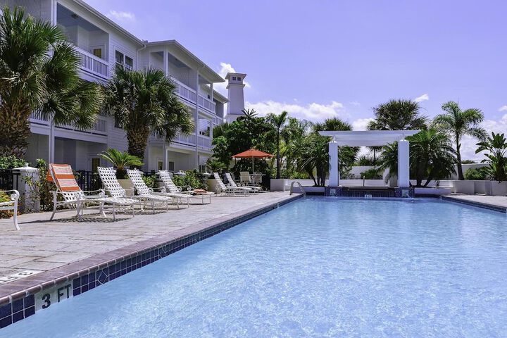 Pool 4 of 17
