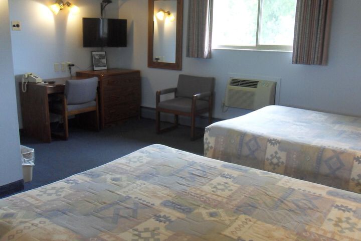 Room 15 of 40