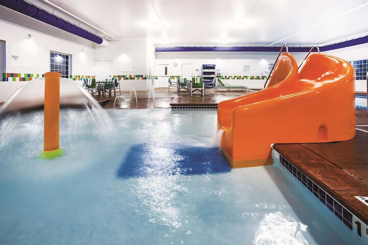 Pool 4 of 32