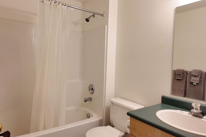 Room 11 of 20