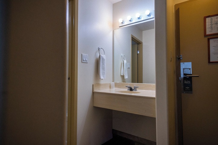 Sleep Suite Motel