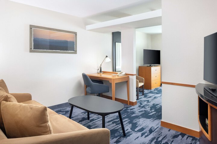 Room 7 of 13