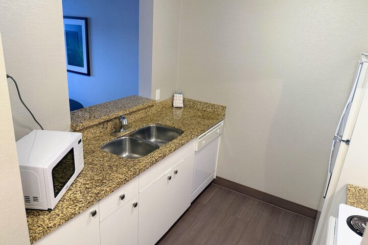 Holiday Inn Hotel & Suites Osoyoos by IHG