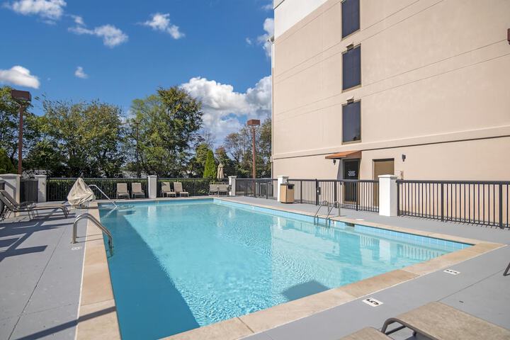 Best Western Suites Near Opryland