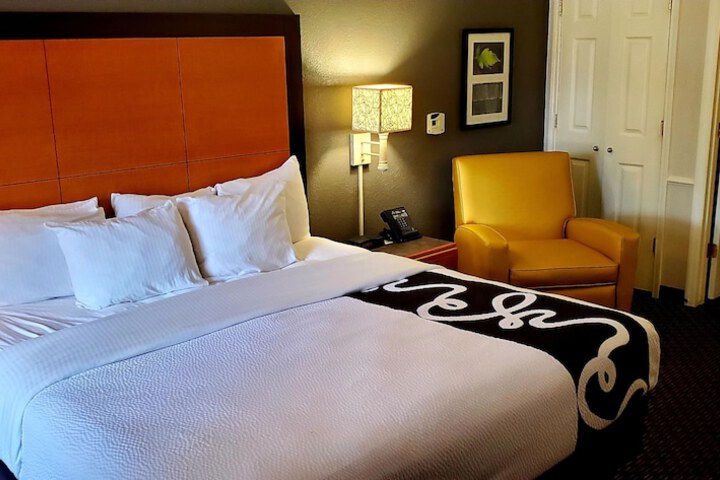 Room 15 of 29
