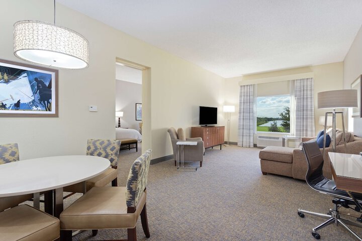 Room 14 of 36