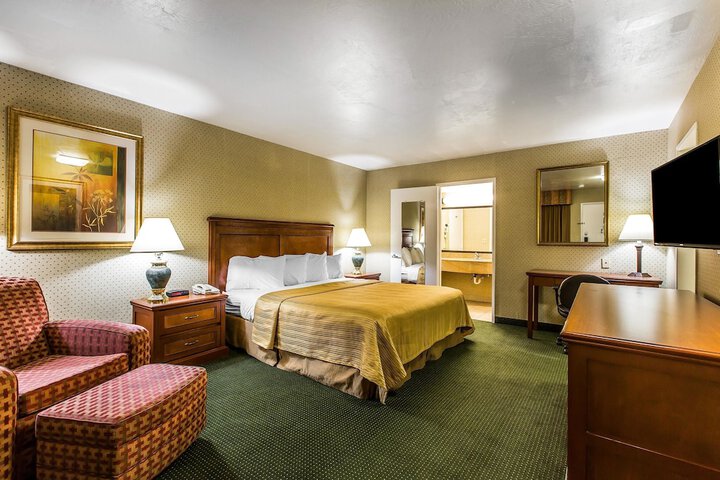 Room 14 of 39