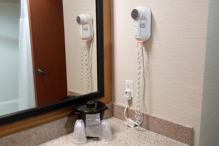 Room 18 of 22