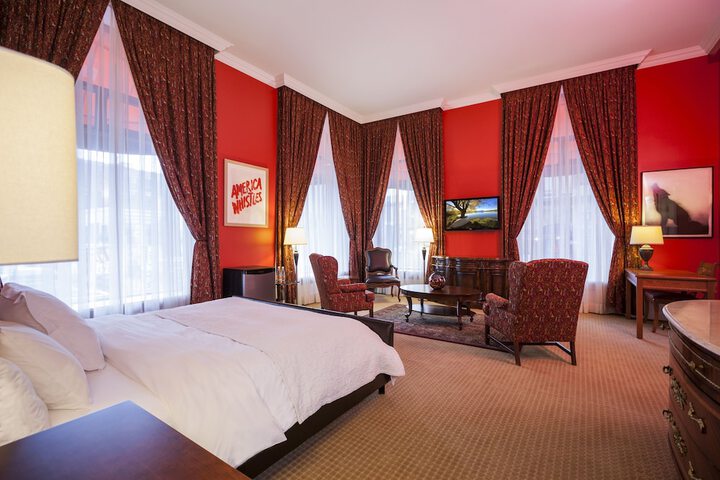 Room 15 of 72