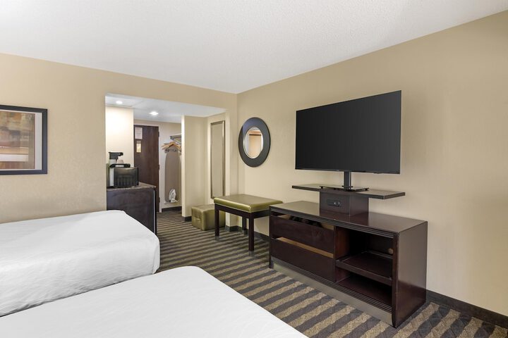 Best Western Suites Near Opryland