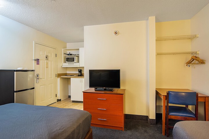Room 37 of 44