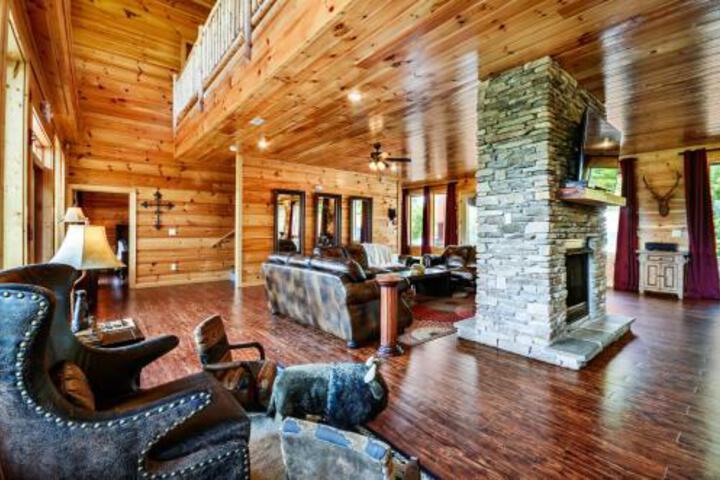 Foxwood Mansion Cabin