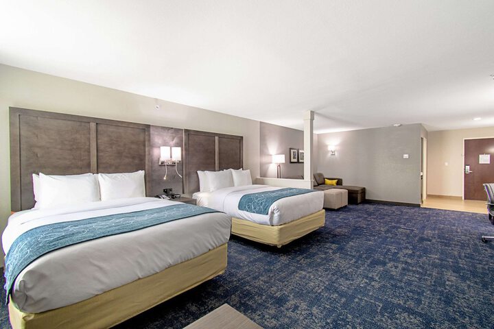 Comfort Suites Humble Houston IAH