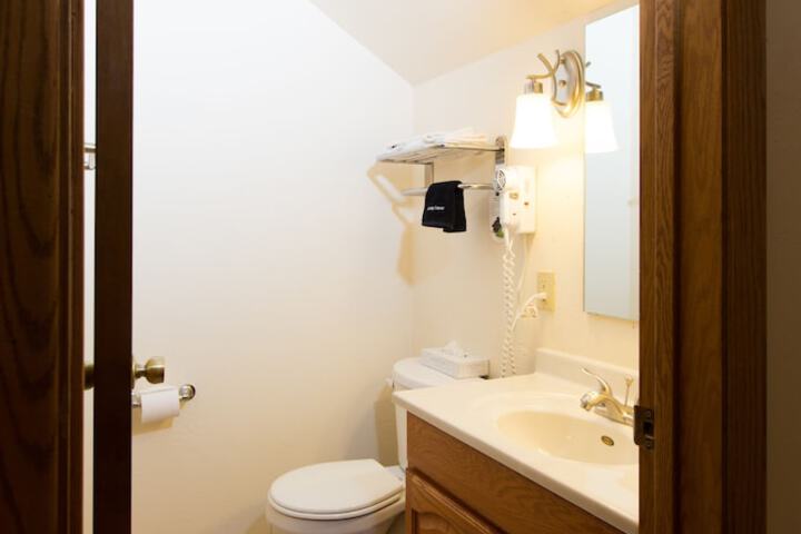 Room 82 of 185